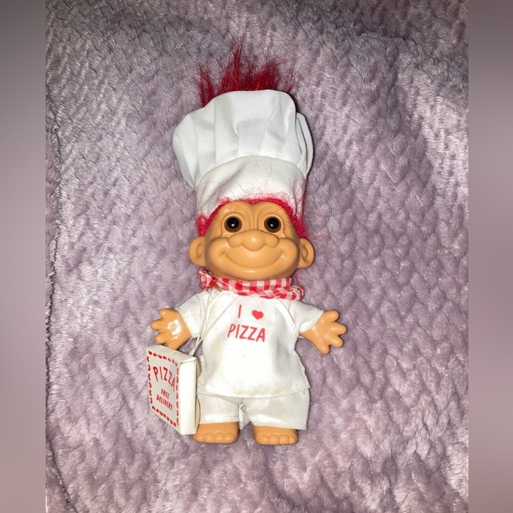 Trolls - Picture 4 of 4